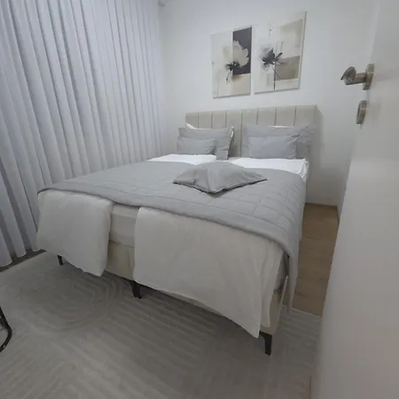 Sara Luxe Lejlighed *